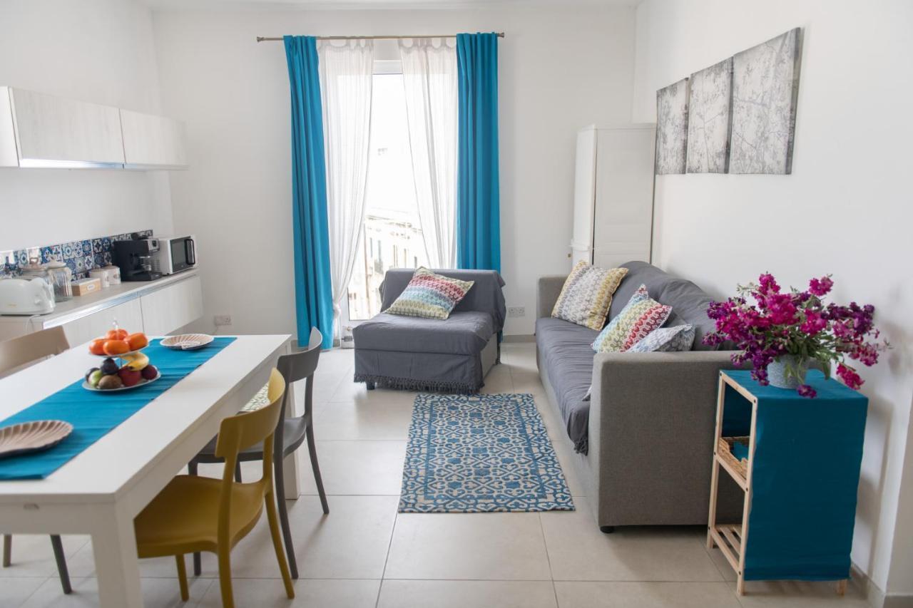 Sliema, Savoia Luxury For 5 Guests Apartment
