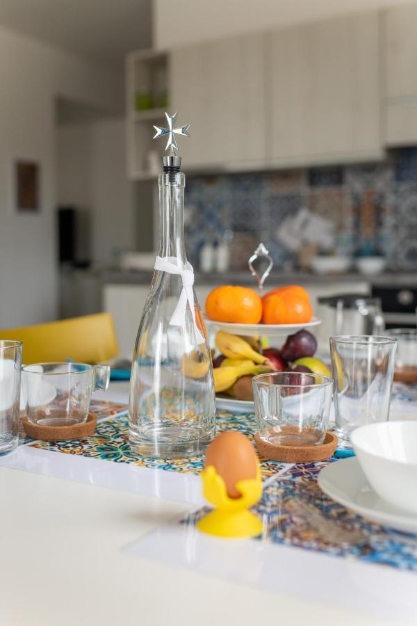 Apartamento Sliema, Savoia Luxury For 5 Guests *